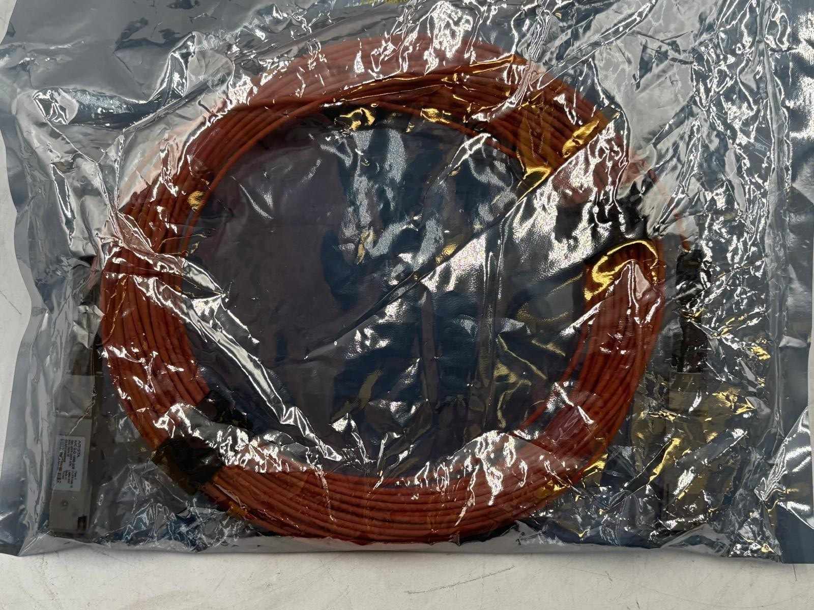 New Sealed ARISTA AOC-Q-Q-100G-30M Active Optic Fiber Cable AOC-10034-20