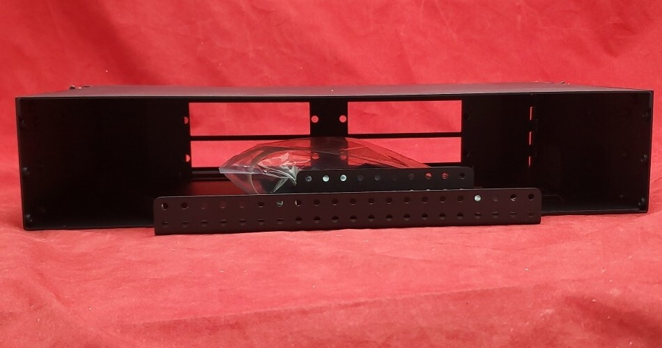 2U 19″ Rack Mounted Fiber Optic Enclosure Swing Out Type LGX-APP17-2X-2U