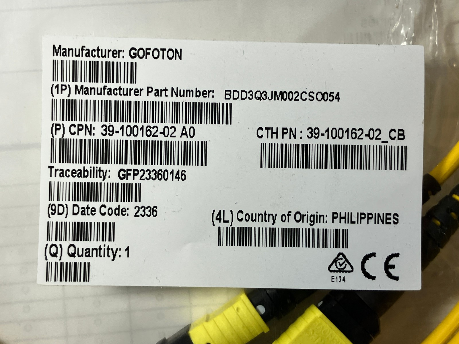 Cisco ONS-MPO16-2X8-2= 16-Fiber MPO to 2x 8-Fiber MPO Cable 2M OEM GENUINE- NOB