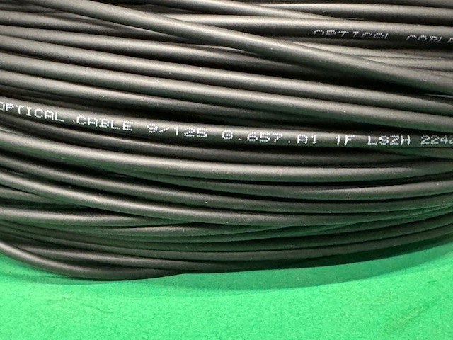 WBE Tech SC-ACP/SC-ACP SM 1 Fiber Round Drop Indoor/Outdoor Riser 250ft