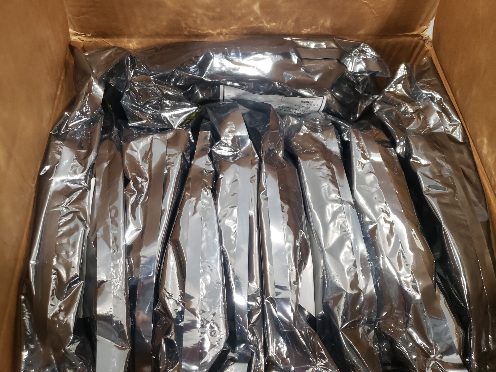 Open Bag Cisco QSFP-4SFP10G-CU5M 5M passive copper Cable
