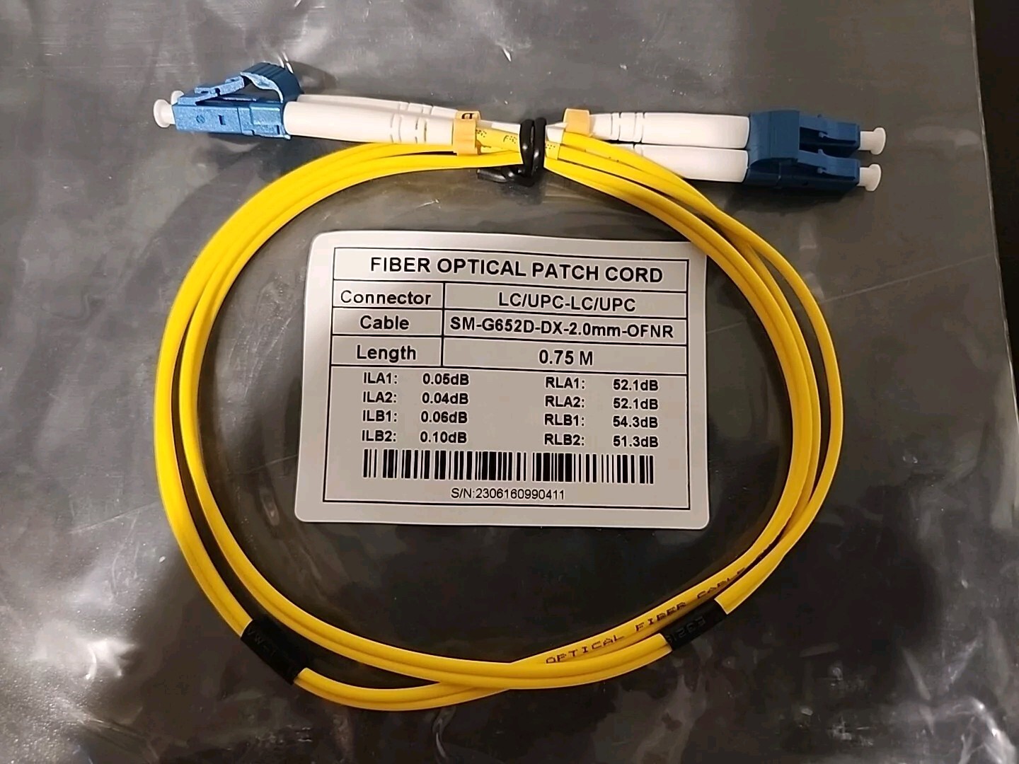 LC/UPC to LC/UPC-SM-G652D-DX-2.0mm-OFNR 0.75M Optical Fiber Duplex Patch Cable