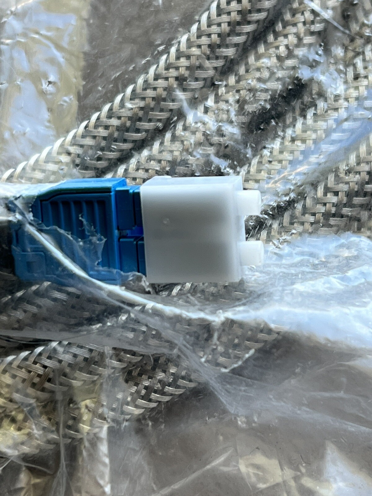 Rosenberger FB98B-178-10000 fiber optic cable