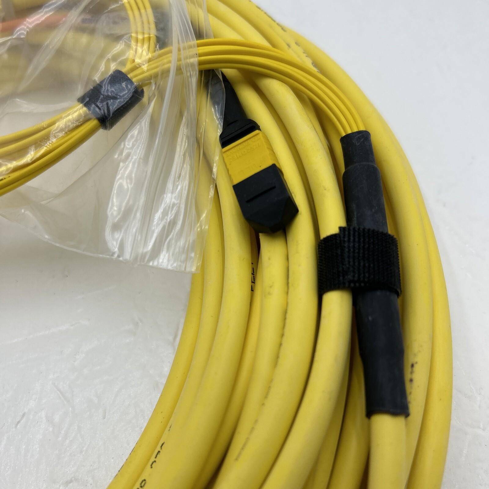 MOLEX QSFP MPO/MTP 60ft 4x LC Fiber Optic Breakout Cable, Singlemode OS2 Yellow