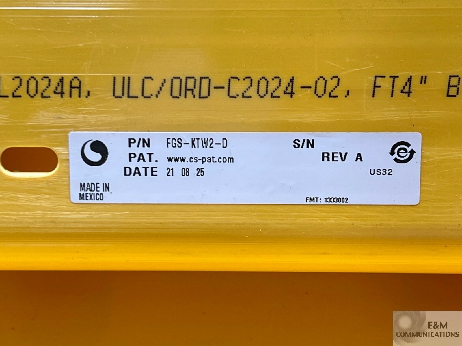 NEW FGS-KTW2-D ADC TE COMMSCOPE 4×4 VERTICAL 3″ SLOTTED DUCT KIT 6 FT YELLOW