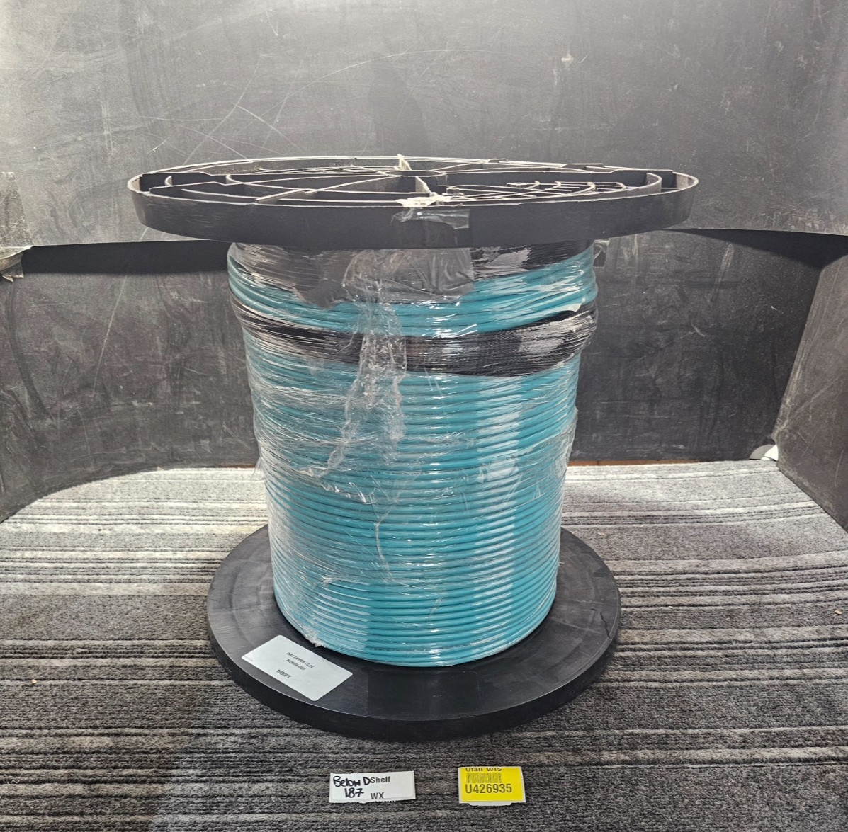 OM4 24 Fiber Trunk Cable 1000ft Aqua Bulk Fiber Cable 2 Strands LC-LC Plenum