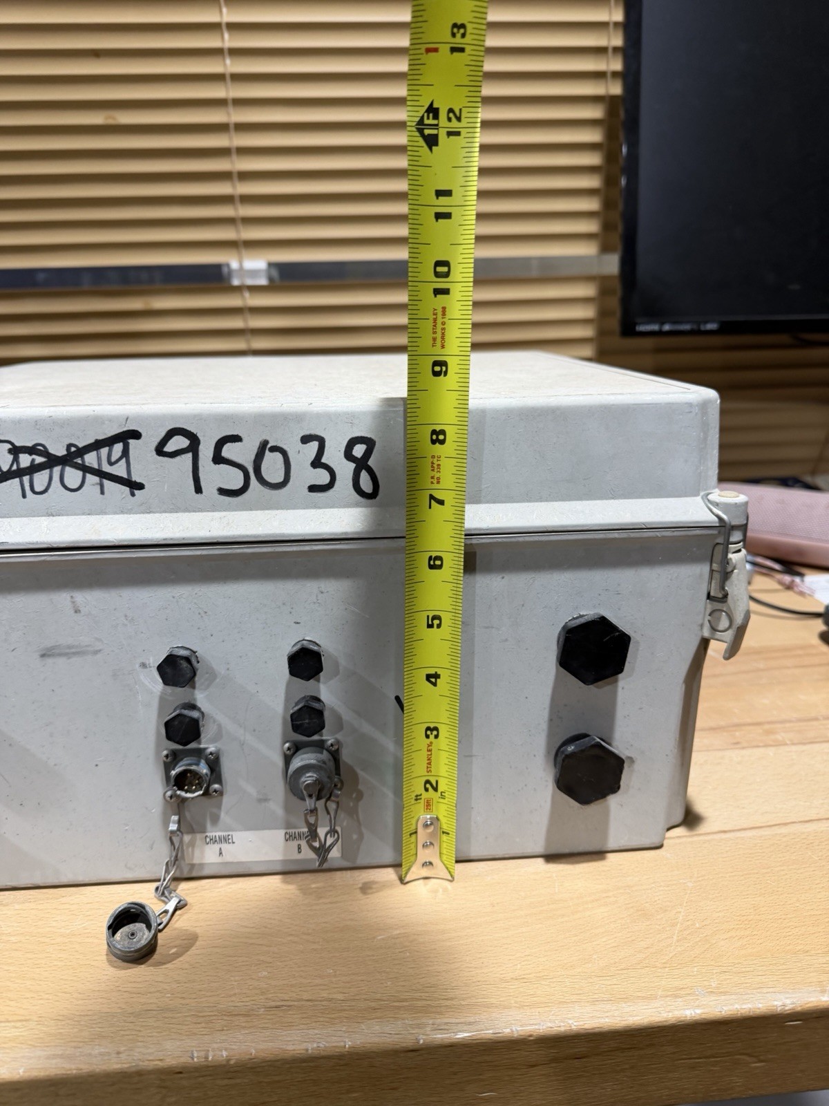 Fiber SenSys Defender 2-Channel Fiber Optic Perimeter Intrusion Detection NEMA