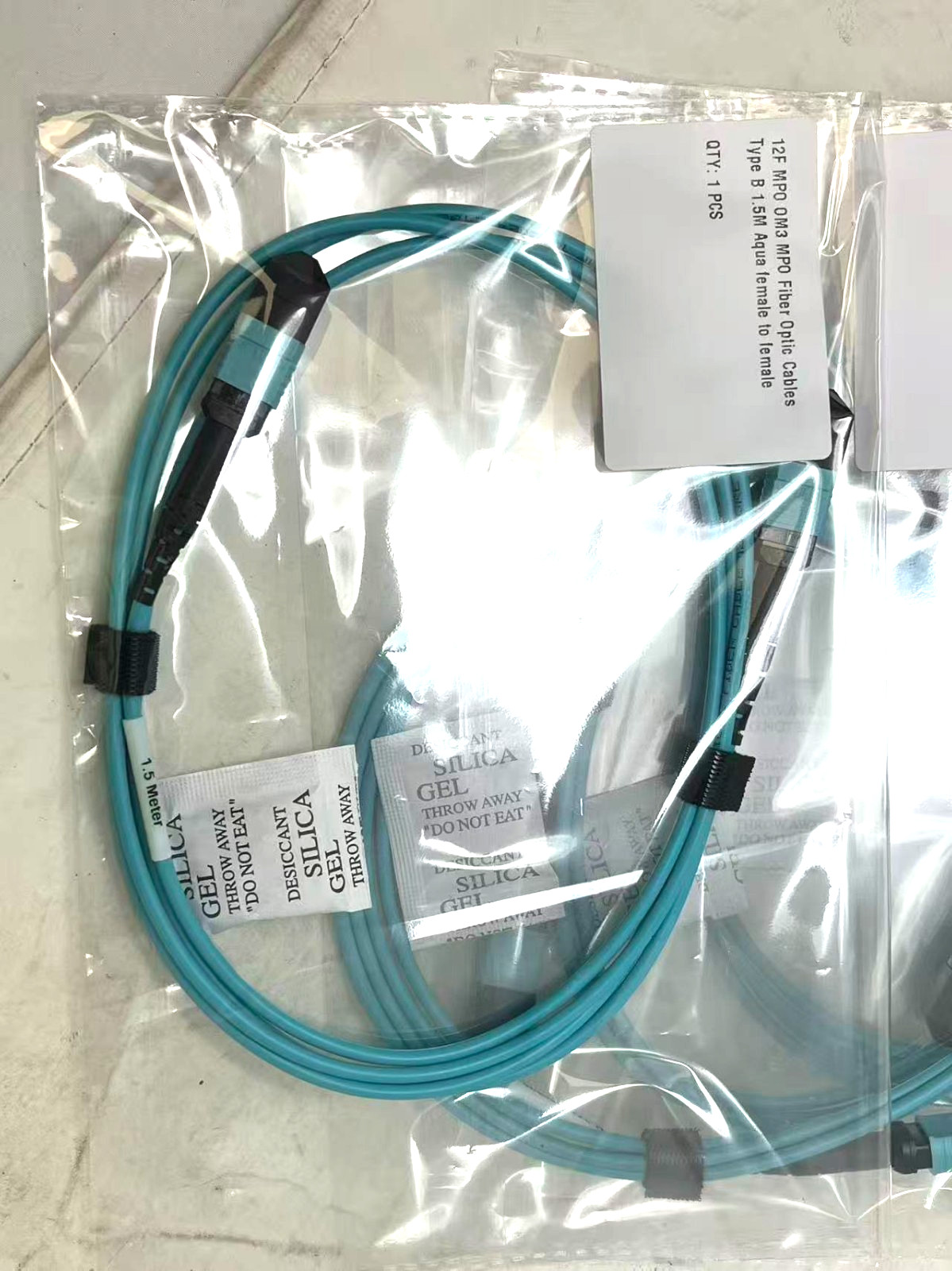 20PCS ， 12F MPO OM3 MPO Fiber Optic Cables Type B 1.5M Aqua female to female