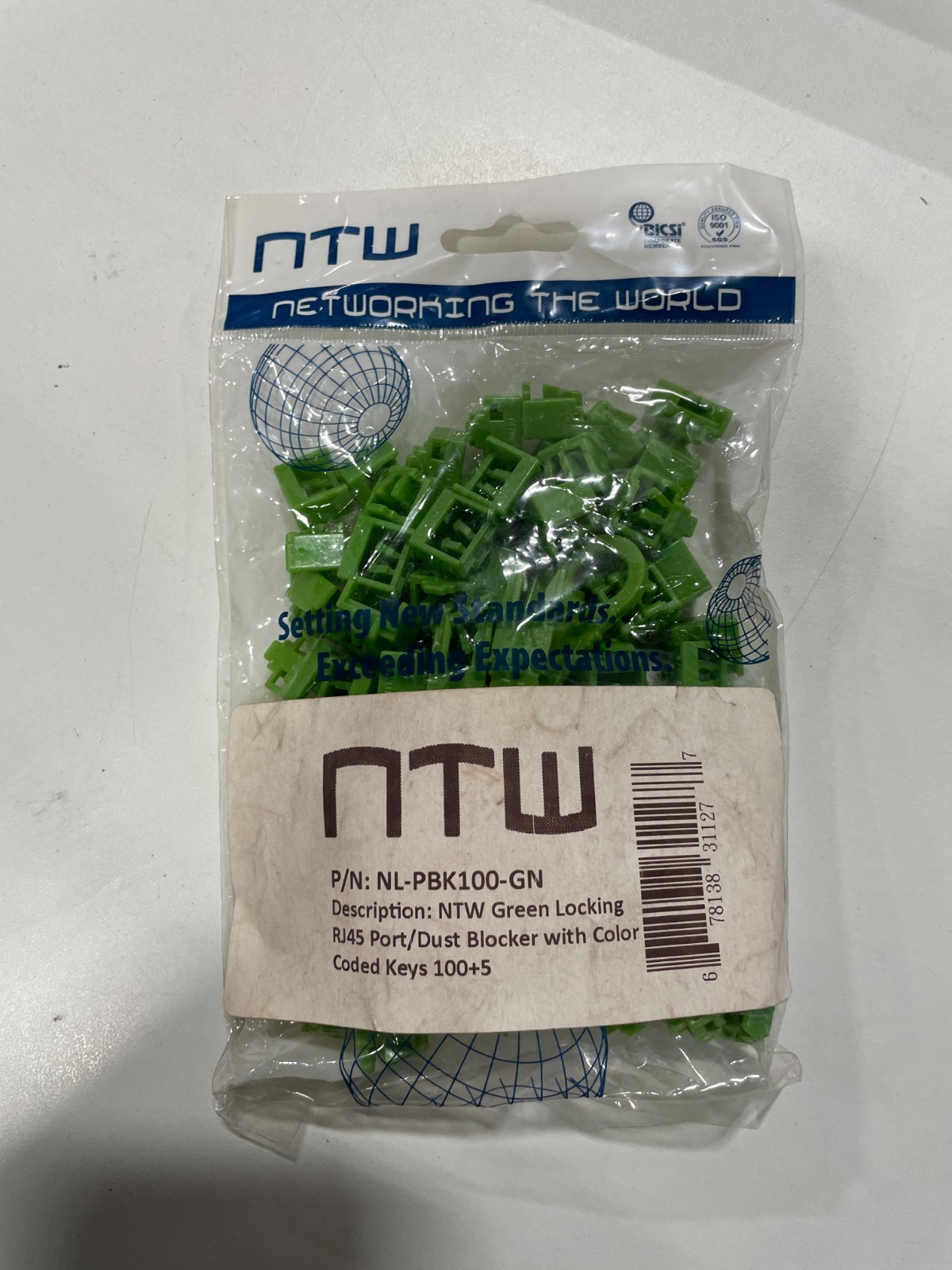 NTW Green Locking RJ45 Port/Dust Blocker with Color Coded Keys 100+5