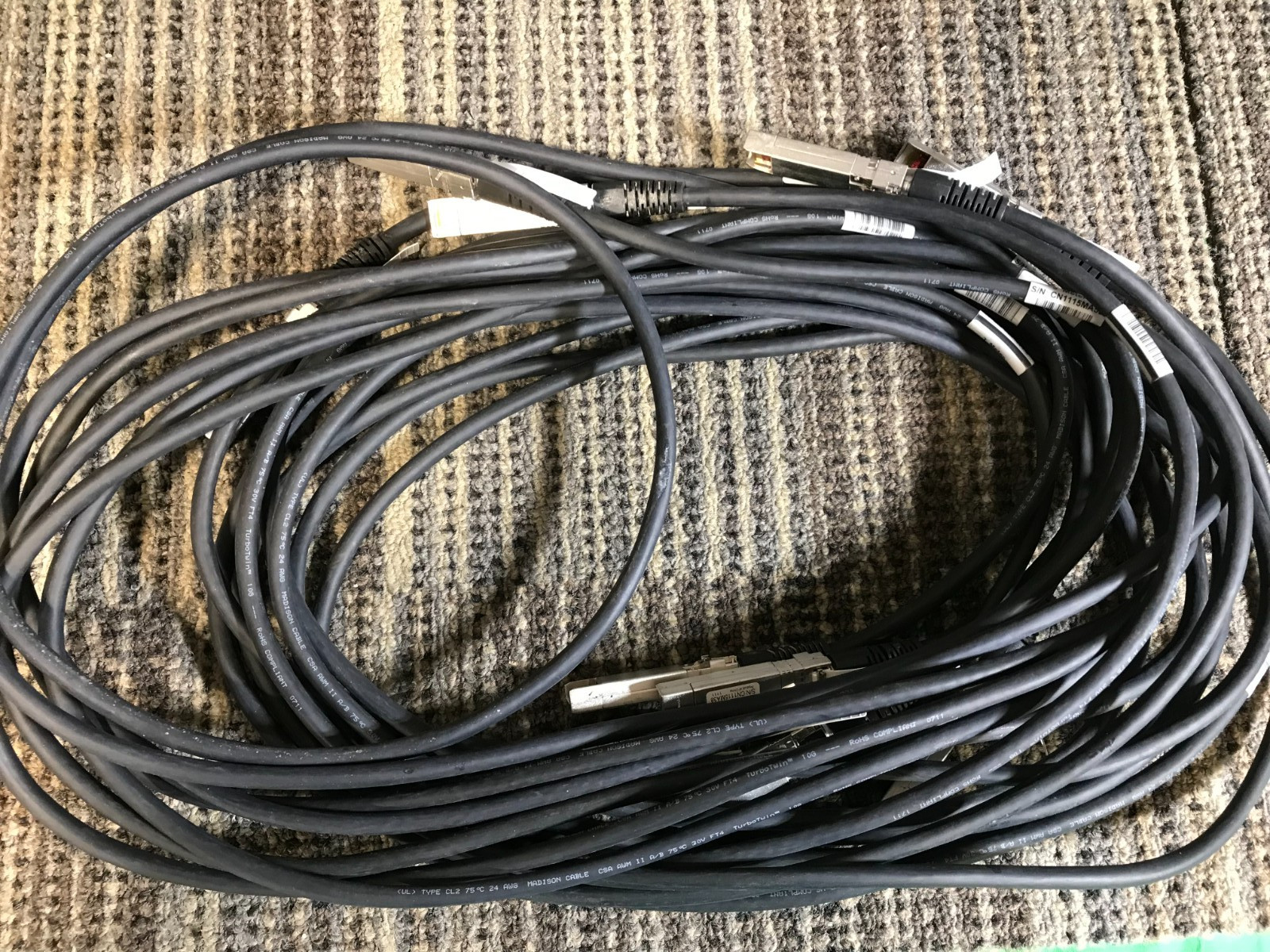 LOT OF 5) J9283B HP X240 10G SFP + to SFP + Direct attach Copper Cable J9283B **