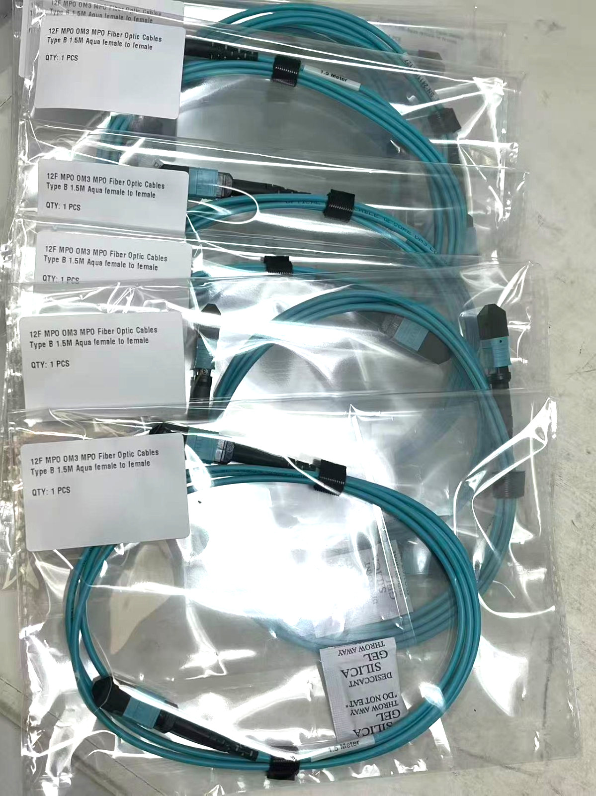 20PCS ， 12F MPO OM3 MPO Fiber Optic Cables Type B 1.5M Aqua female to female