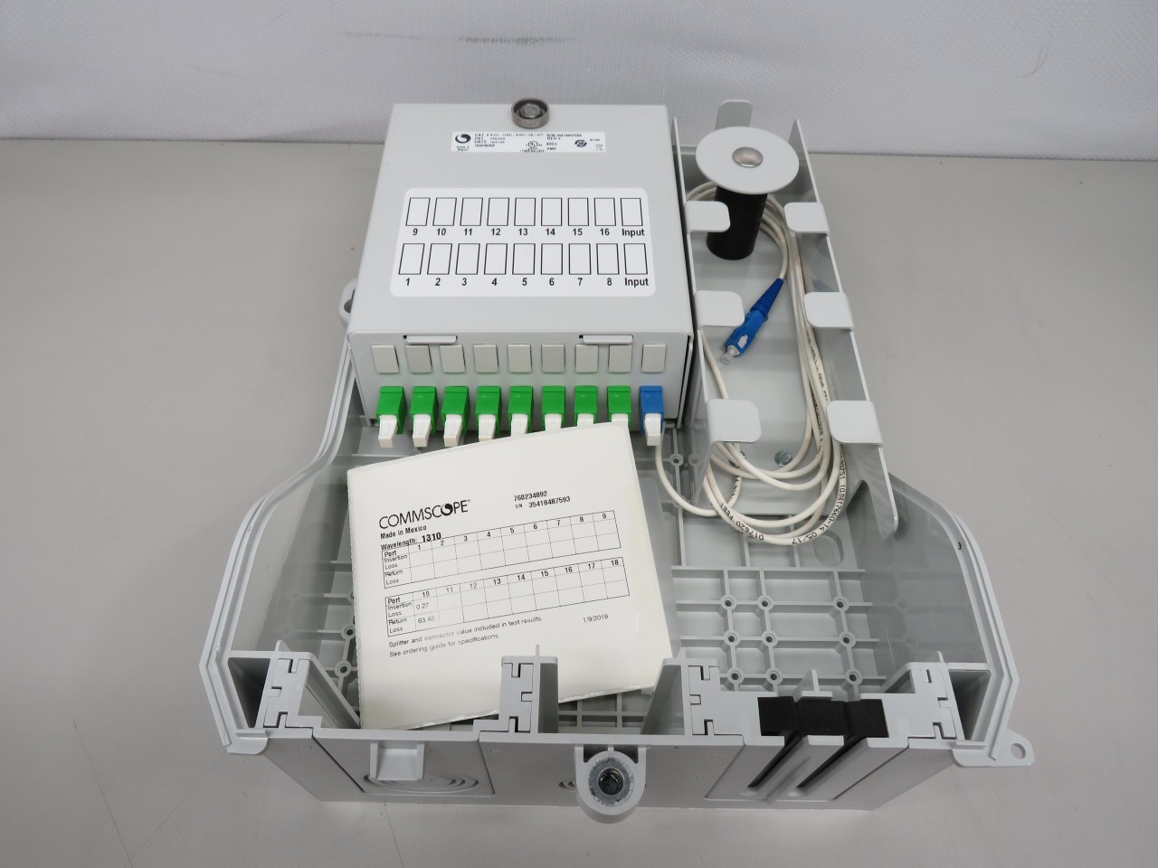 COMMSCOPE 760234892 BUDI-1SO8J-N1N1-0A-ATT FIBER OPTIC WALL MOUNT ENCLOSURE T162