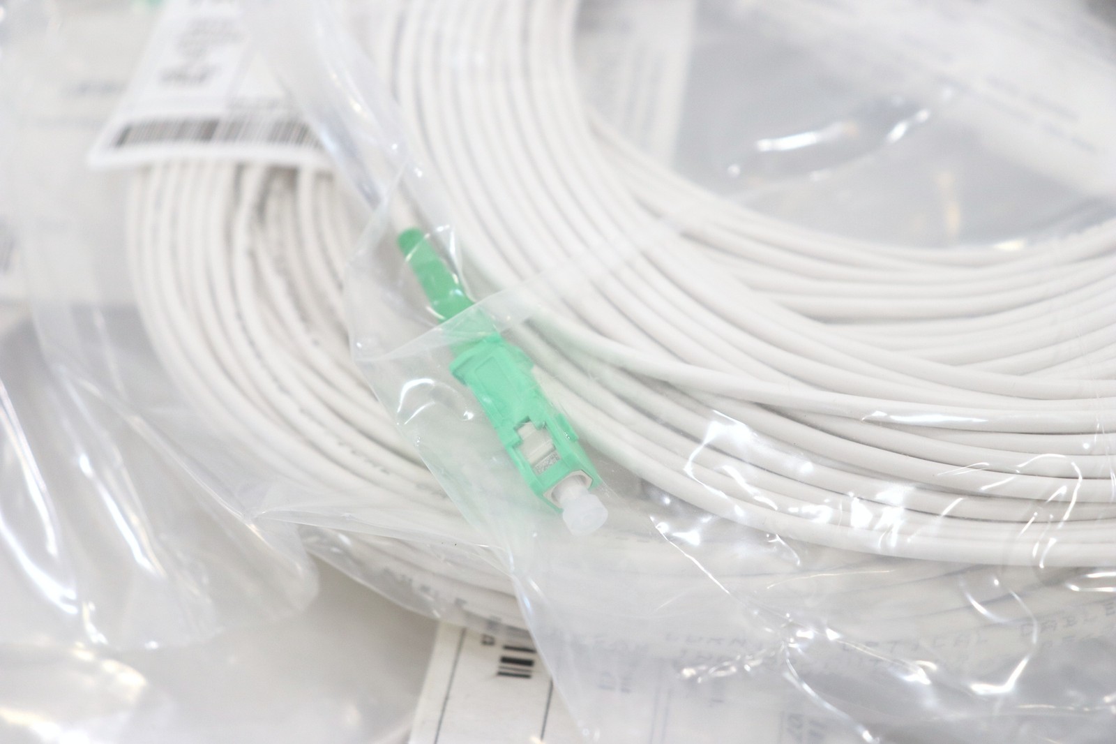15x Lot 100′ Corning 444401UR1BF100F Optical Jumpers Cable Simplex