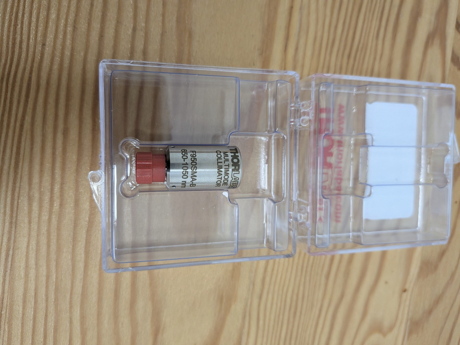 Thorlabs F950SMA-B Multimode fiber collimator