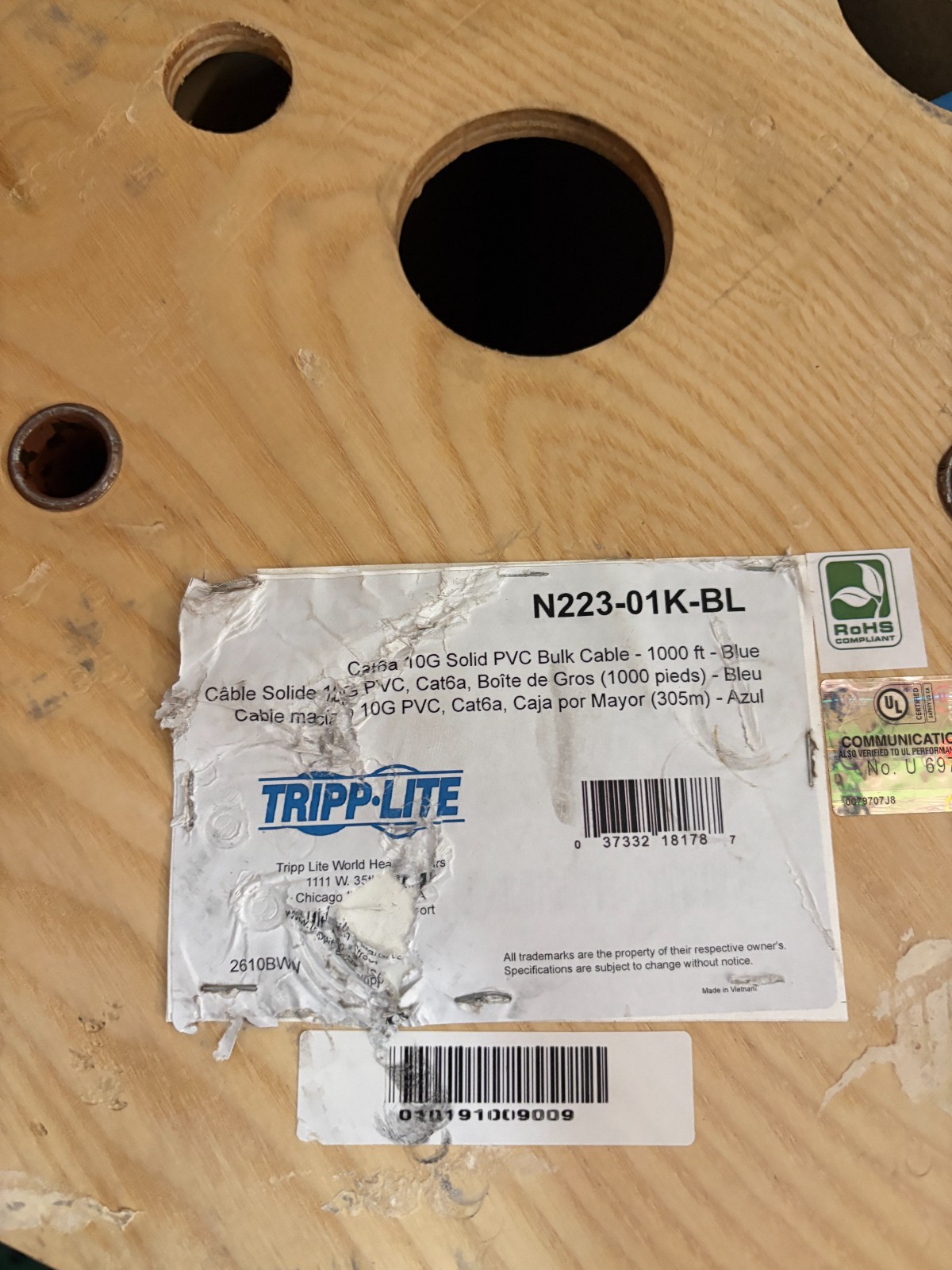 Tripp Lite 1000ft Cat6a 10G Bulk Solid-Core PVC Cable, Blue