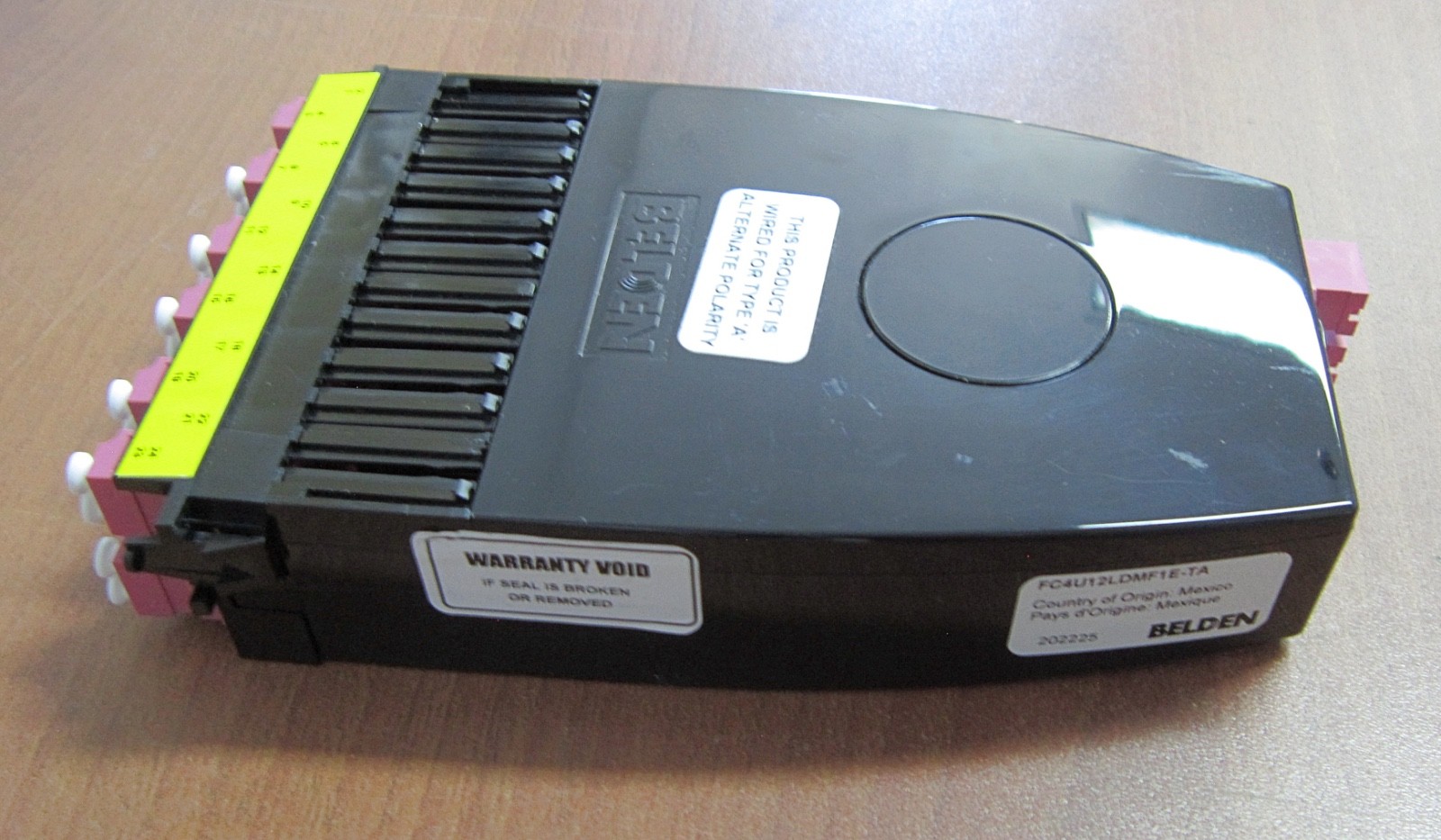 NEW Belden FC4U12LDMF1E-TA High-Density 12-Port Fiber Optic Cassette OM4 MPO12
