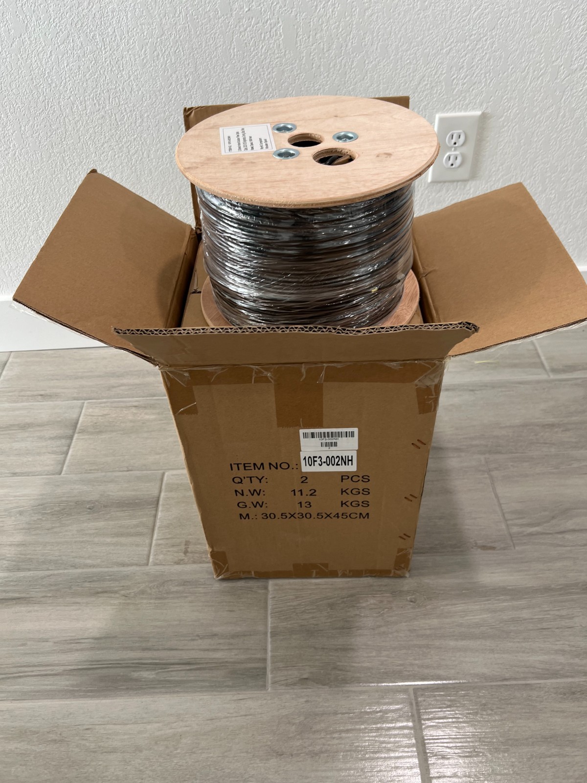 2 Strand Singlemode Corning Fiber OS2 9/125 Black OFNR Riser Rated 1000FT Tested