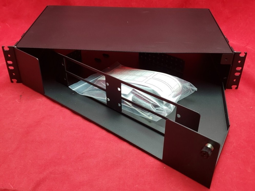 2U 19″ Rack Mounted Fiber Optic Enclosure Swing Out Type LGX-APP17-2X-2U