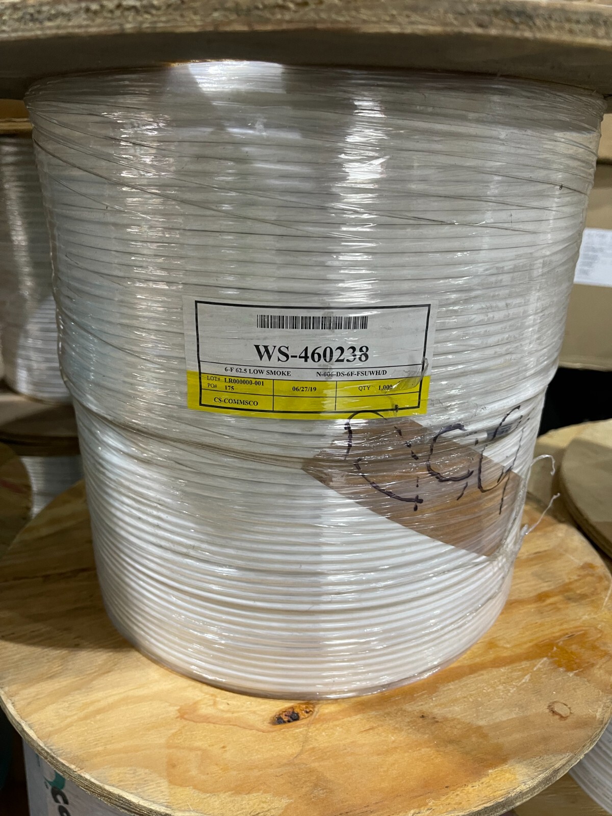 COMMSCOPE 6 STRAND FIBER N-006-DS-6F-FSU Optispeed OM1 MULTIMODE 1000ft WHITE