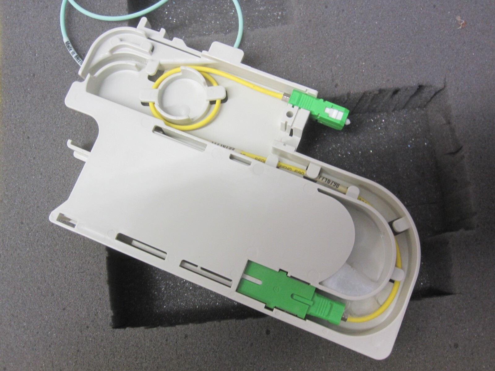 TE Connectivity Optical Distribution Frame Retrofit Kits Universal Splitter