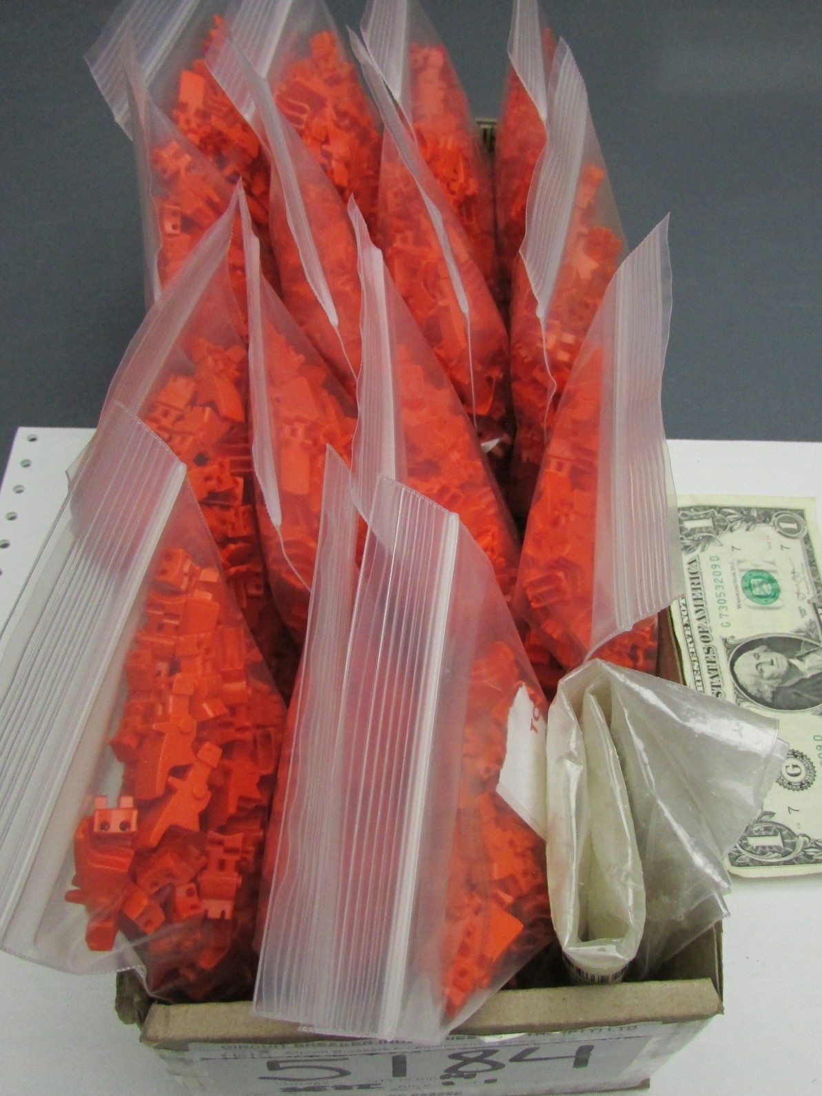 100 Unknown Orange Plastic Connector Parts, Corning Cable Fiber? Telecom? 362566