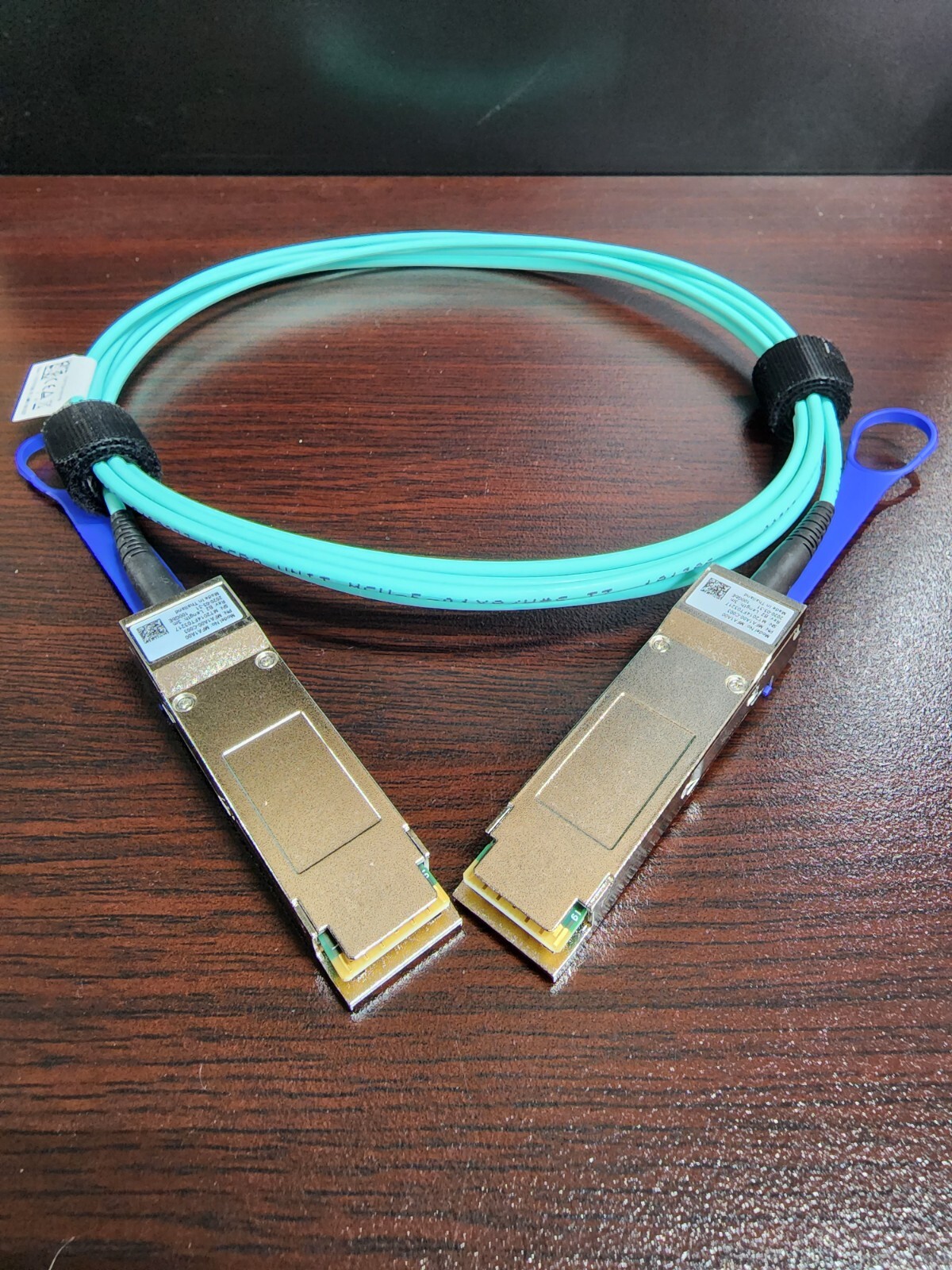 Mellanox MFA1A00-C003 LinkX Active Fiber Cable, 100Gb Ethernet QSFP, LSZH, 3M