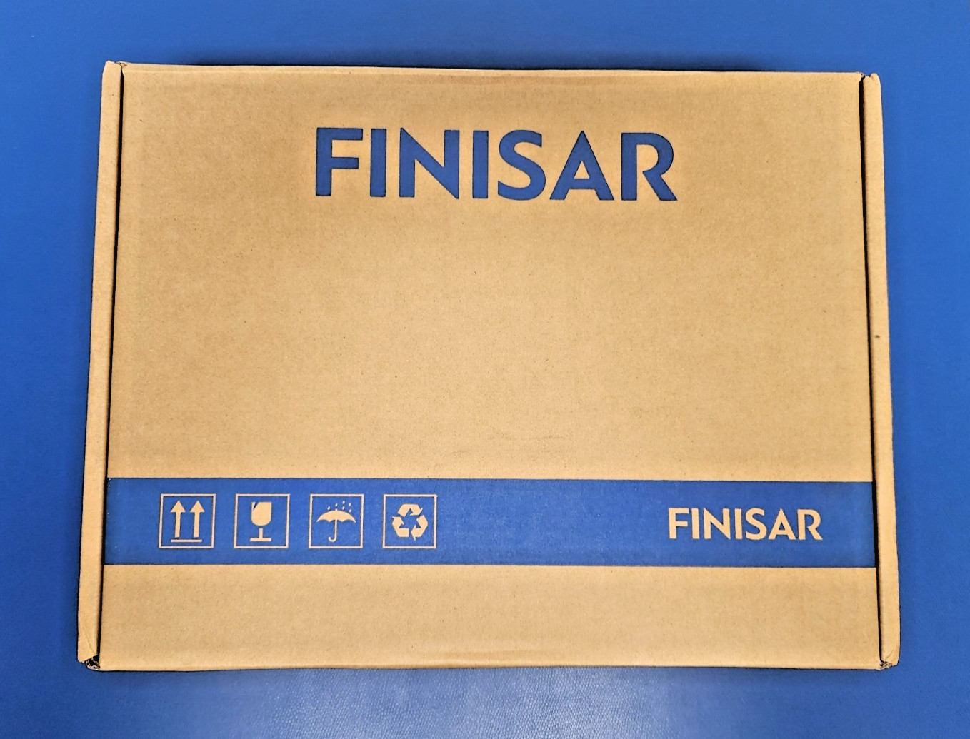 Finisar Quadwire 40Gbs 7m QSFP to 4x10G SFP+ Parallel Breakout AOC FCBN510QE2C07