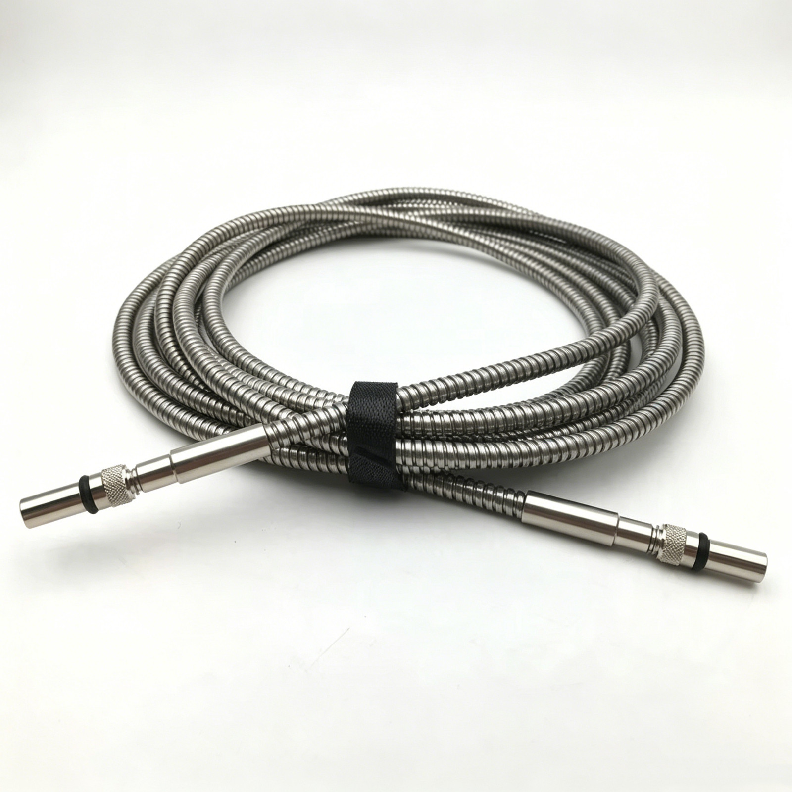 SMA905 Round-SMA UV-VIS Metal Ferrule Fiber 600um 1M Armored Fiber Optic Cable
