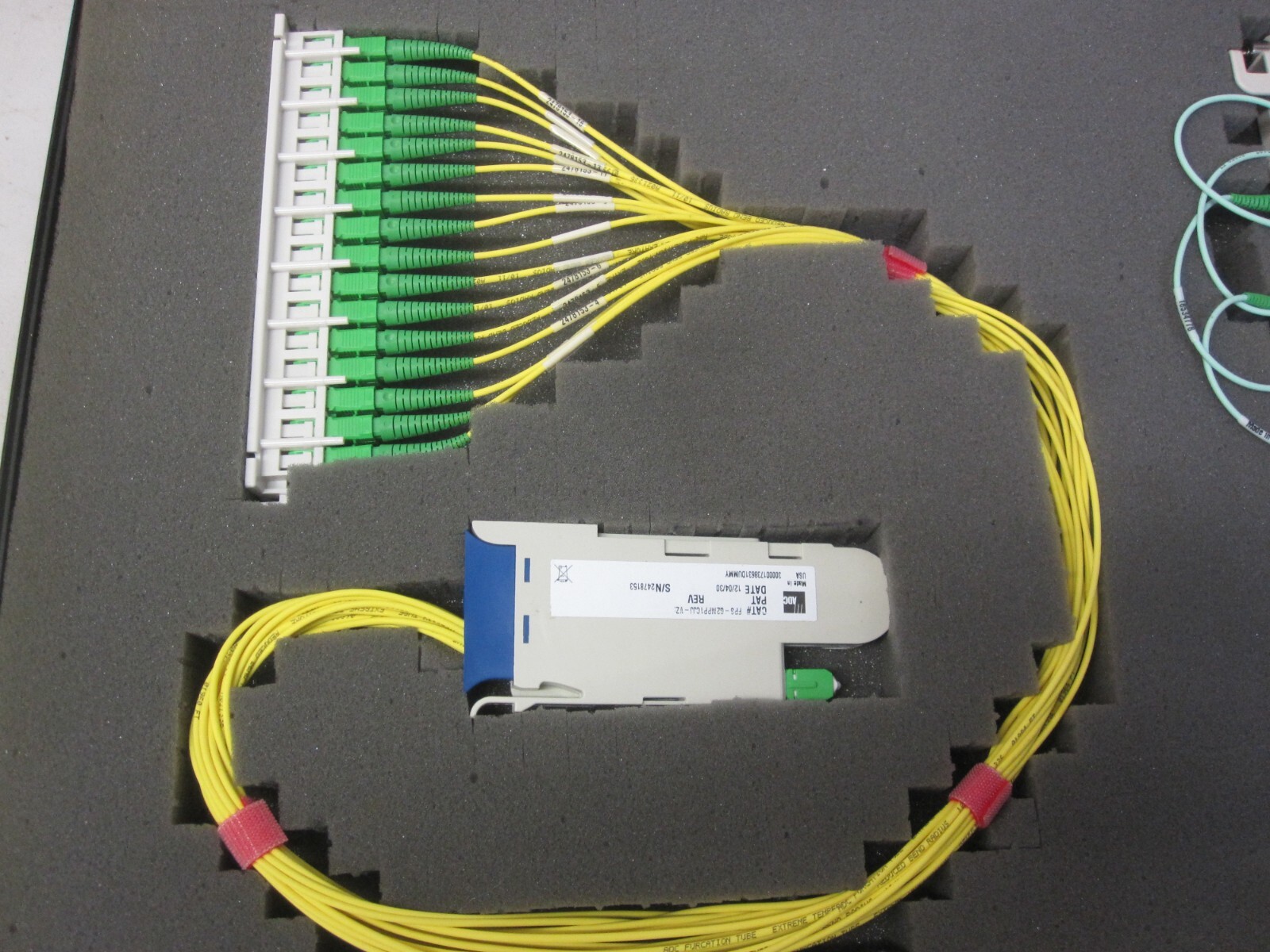 TE Connectivity Optical Distribution Frame Retrofit Kits Universal Splitter