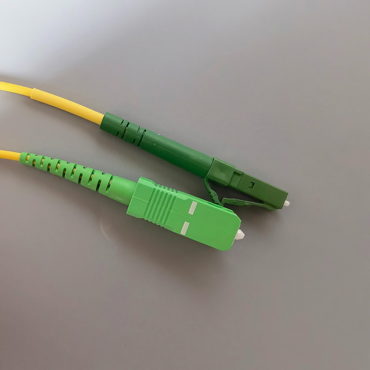Fiber Optic Patch Cable SC/APC-LC/APC 2.0mm LSZH G657A1 Extension Cable 1.5M-10M