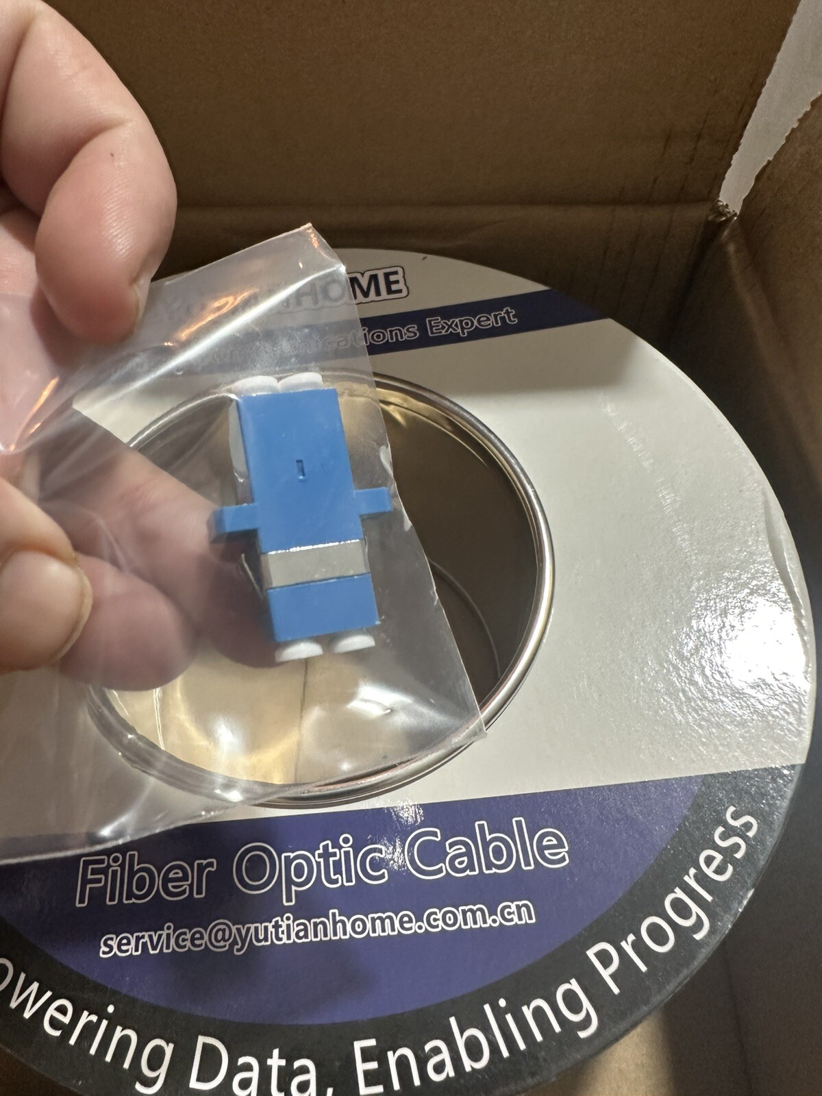 yutianhome 100 meter om3 outdoor armored fiber optic cable Uniboot Connectors