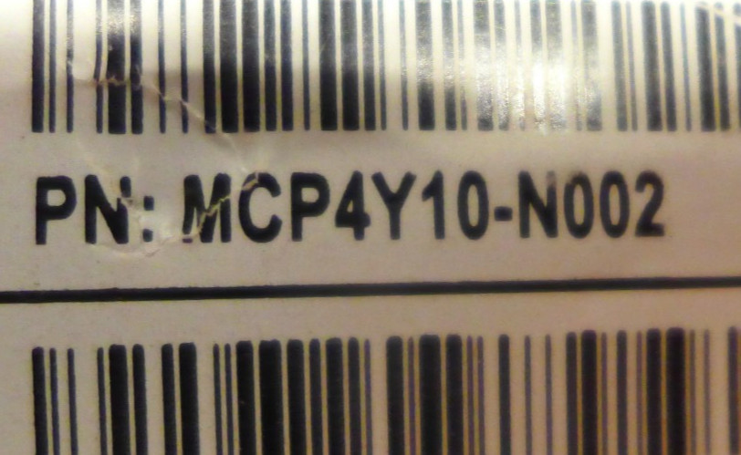 GENUINE Mellanox 800Gb/s 2x400Gb/s 2.5m 26AWG Direct Attach Cable MCP7Y00-N02A