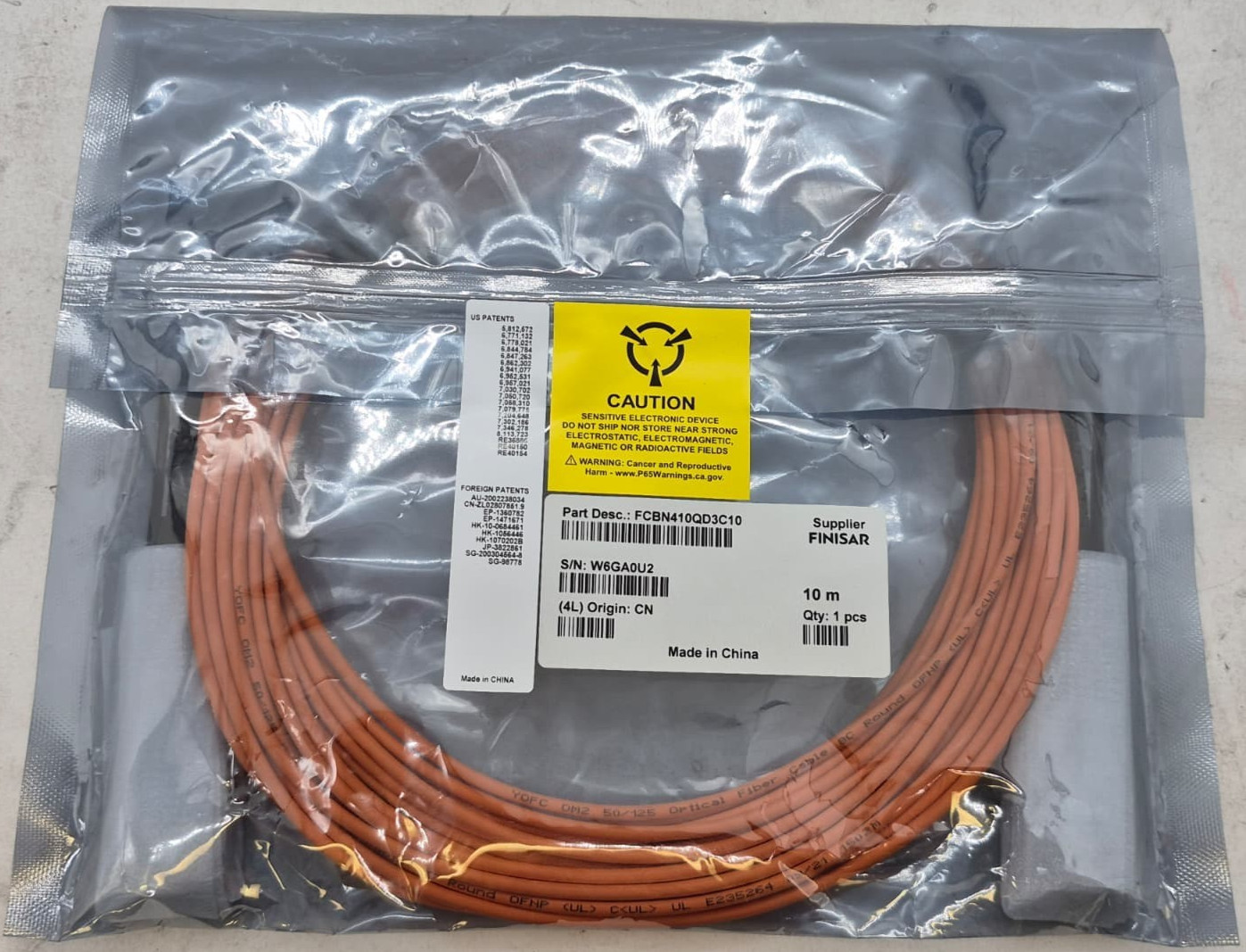 Finisar FCBN410QD3C10 4X10G QSFP Active Optical Cable 10m