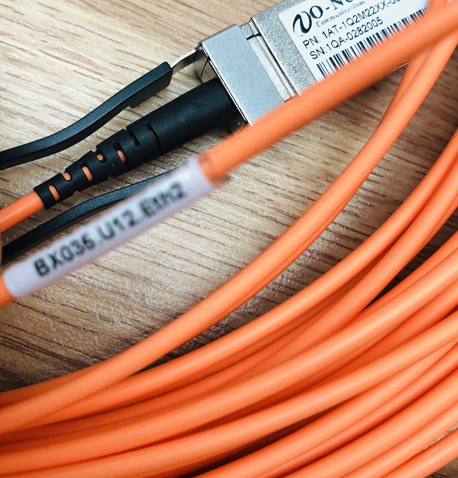 CISCO 22M40GQSFP tAOC ACTIVE OPTICAL 1AT-1Q2M22XX-03A-CABLE CLEAR CURVE