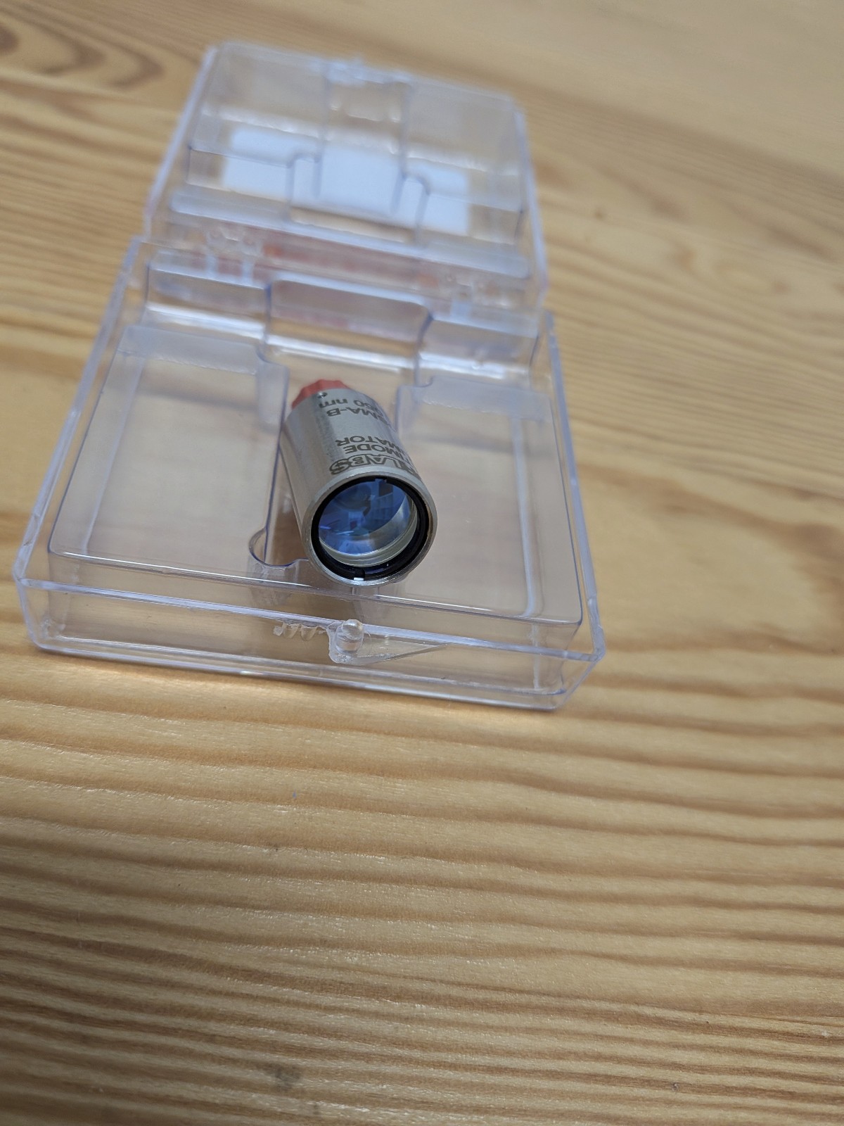 Thorlabs F950SMA-B Multimode fiber collimator