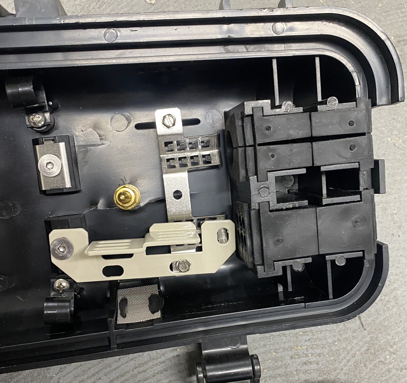 AFL LG410-AT&T FIBER OPTIC SPLICE CLOSURE