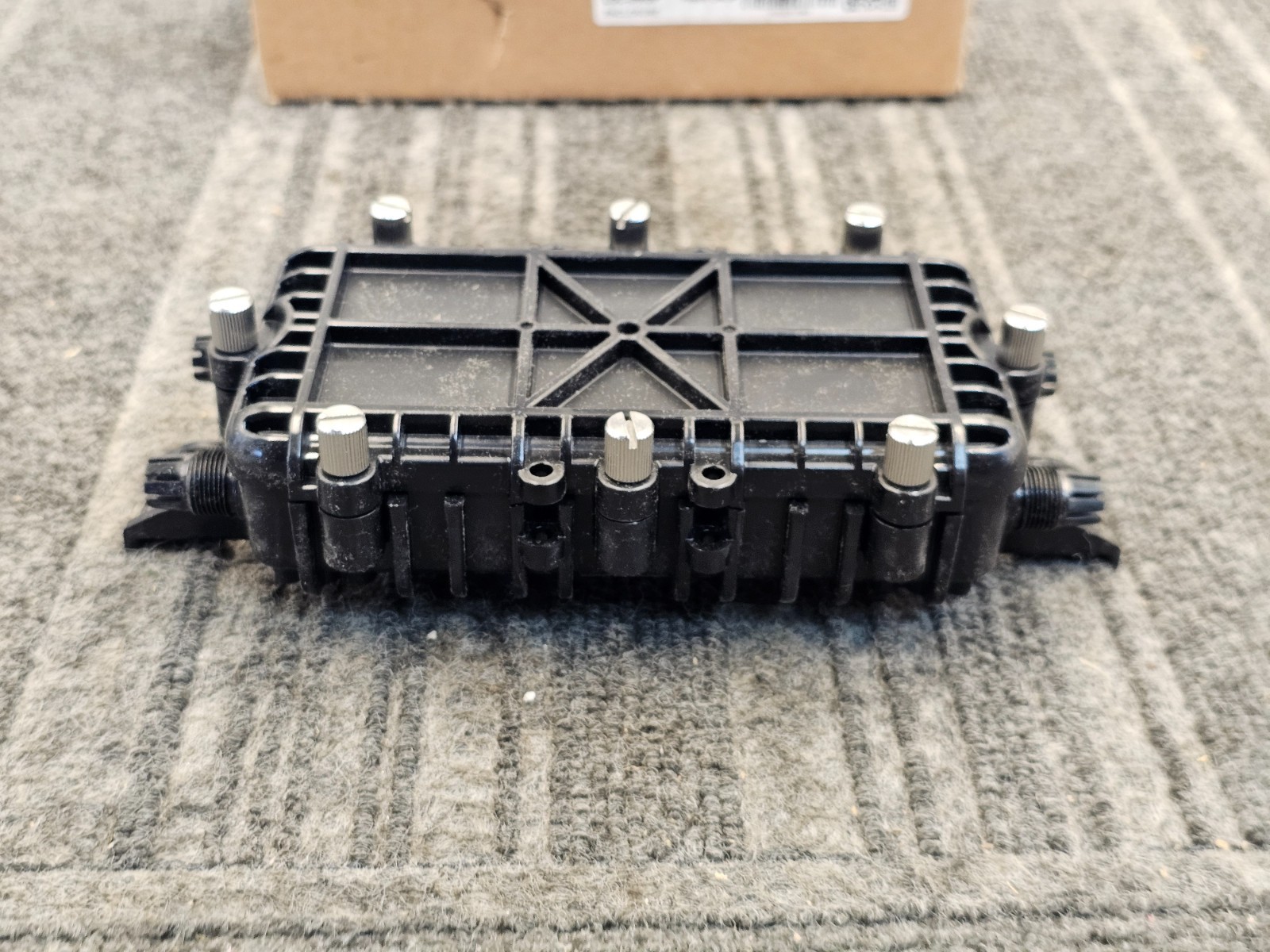 ENGINUITY LOCDROP-EN: COMMUNICATIONS FIBER REPAIR SPLICE ENCLOSURE