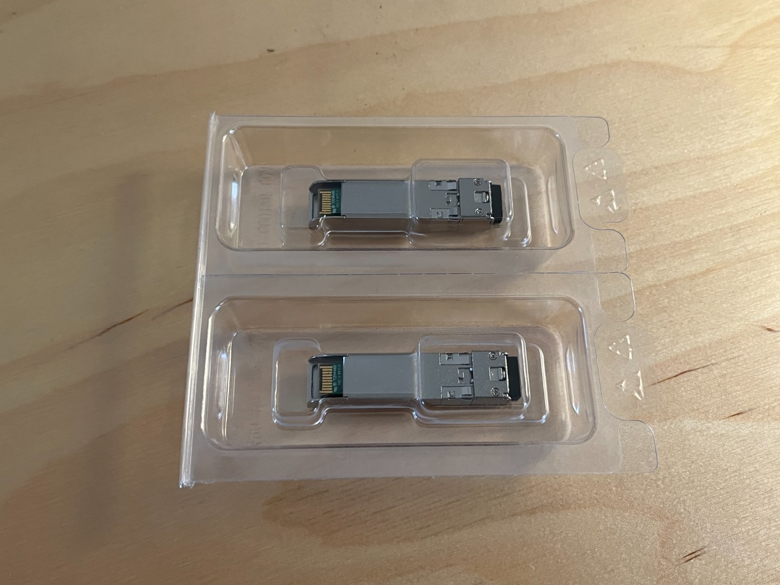 2x New Sealed Genuine Original Palo Alto Networks PAN-SFP-PLUS-LR Transceiver