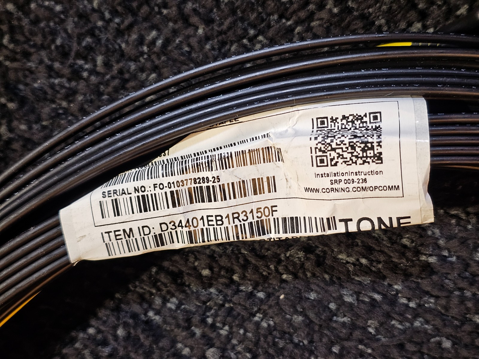 Corning D34401EB1R3150F 150-FEET FLAT FIBER OPTIC DROP CABLE, BLACK