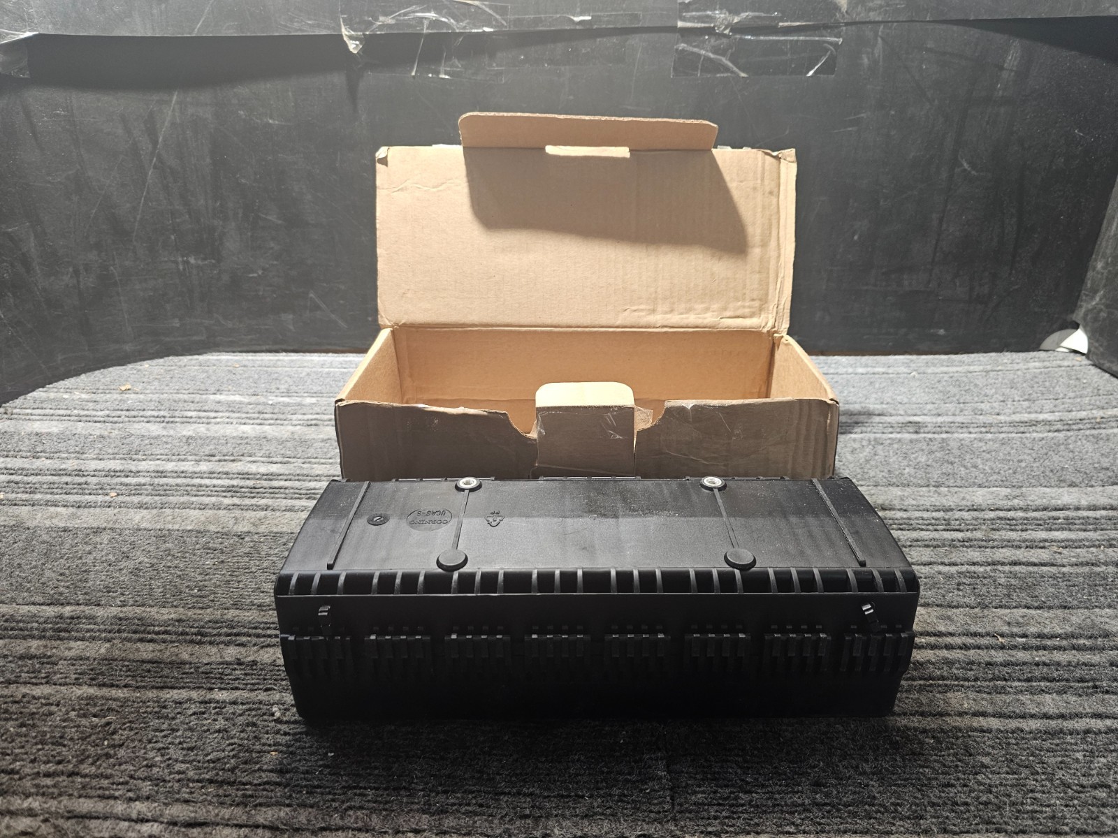 CORNING UCA3-6-FITL-BS Fiber Optic Enclosure UCA3-6 FITL 404430 Black