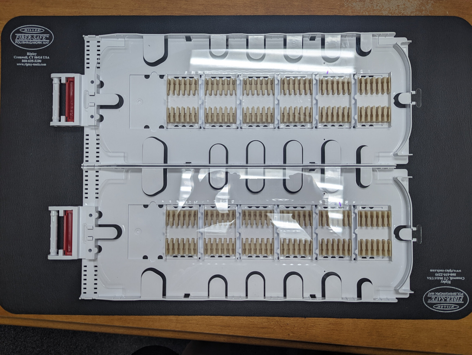 ***Qty 2 – Brand NEW Commscope FOSC-ACC-D-TRAY-36-KIT Fiber ***