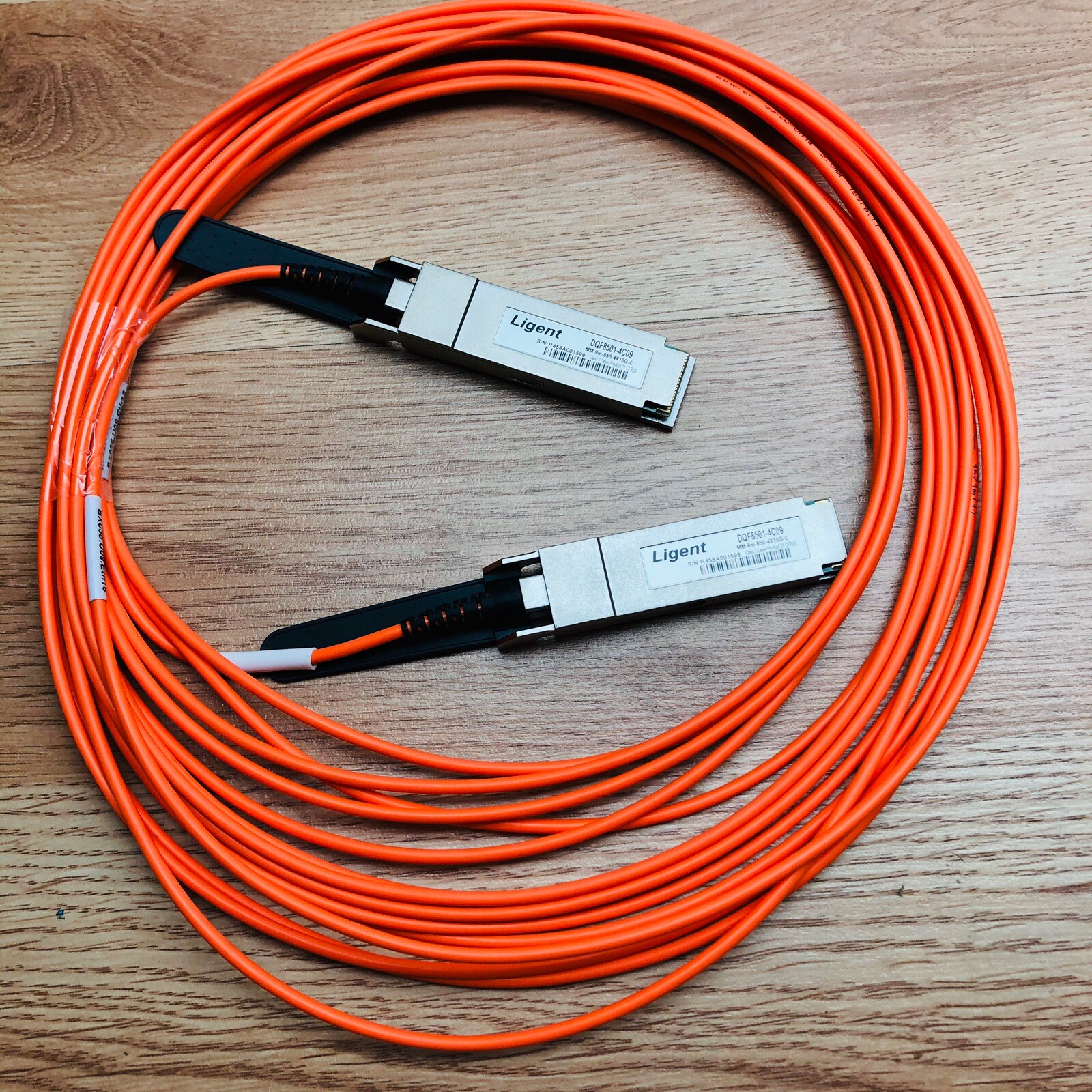 LIGENT DQF850-4C09 MM-9M 850 4X10G-C FIBER OPTIC CABLE