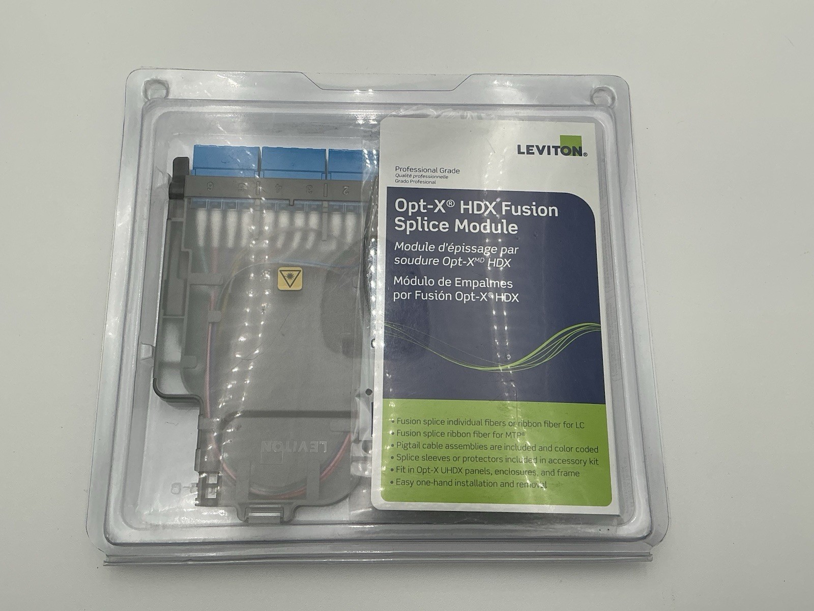 Leviton Opt-X HDX AMZ-SPLCH-12BL Fiber Splicing Module 12F OM4 LC AQUA SHUTTERED