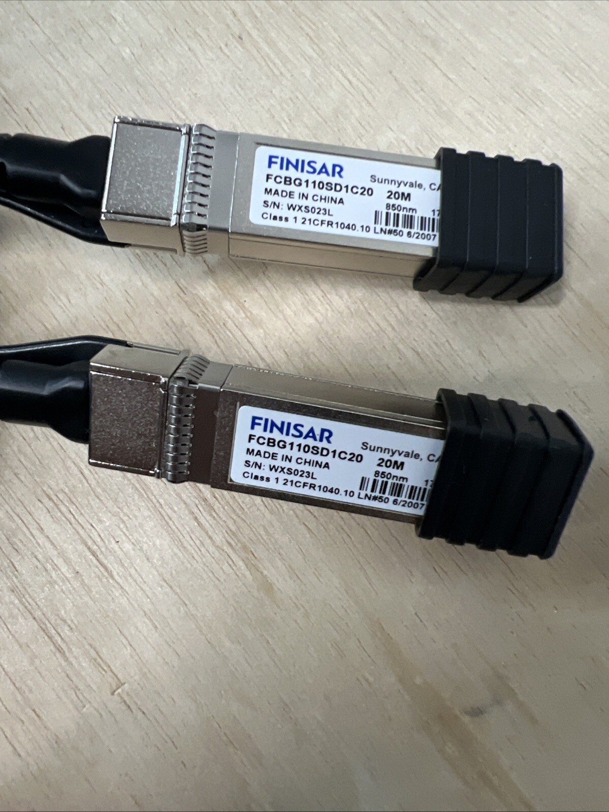 Finisar FCBG110SD1C20 Finisar 20 meter SFPwire optical cable