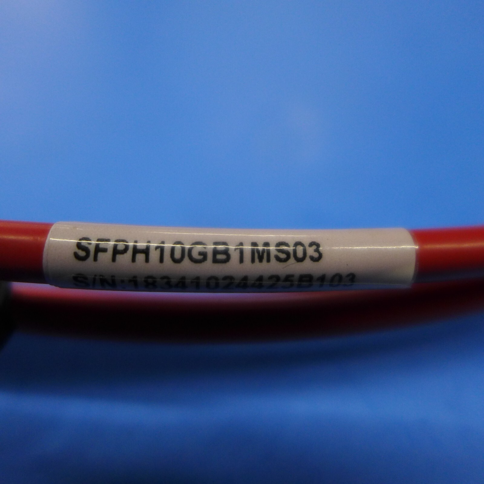 New Siemon 1M Fiber Optic Cable SFP+ 30AWG Red Cable Assembly SFPH10GB1MS03