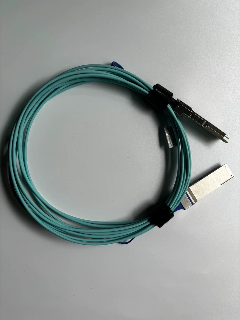 Mellanox MFA1A00 100GbE 5M Patch Active Optical Cable QSFP28 to QSFP28 Fiber DAC