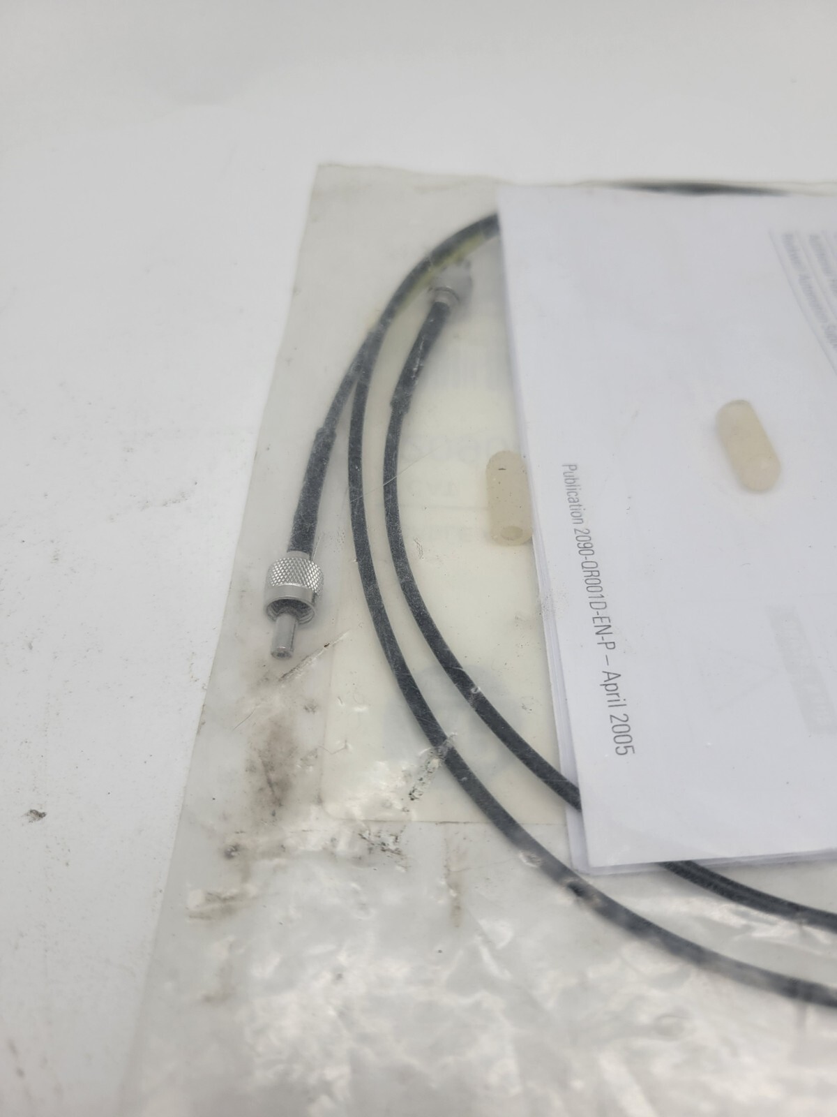 Allen-Bradley 2090-SCEP1-0 Plastic Fiber Optic Cable 1 Meter Series E NOS Black