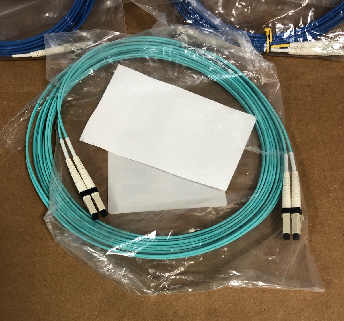 (X2) HP QK734A 5m fiber optic OM4 & (X1) HP AJ836A 5M Multi Mode OM3 LC/LC cable