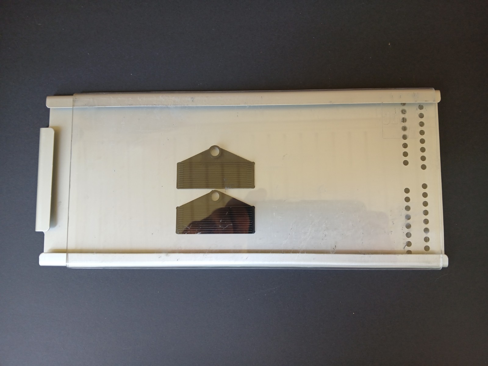 2 – ADC Fiber optics splice trays