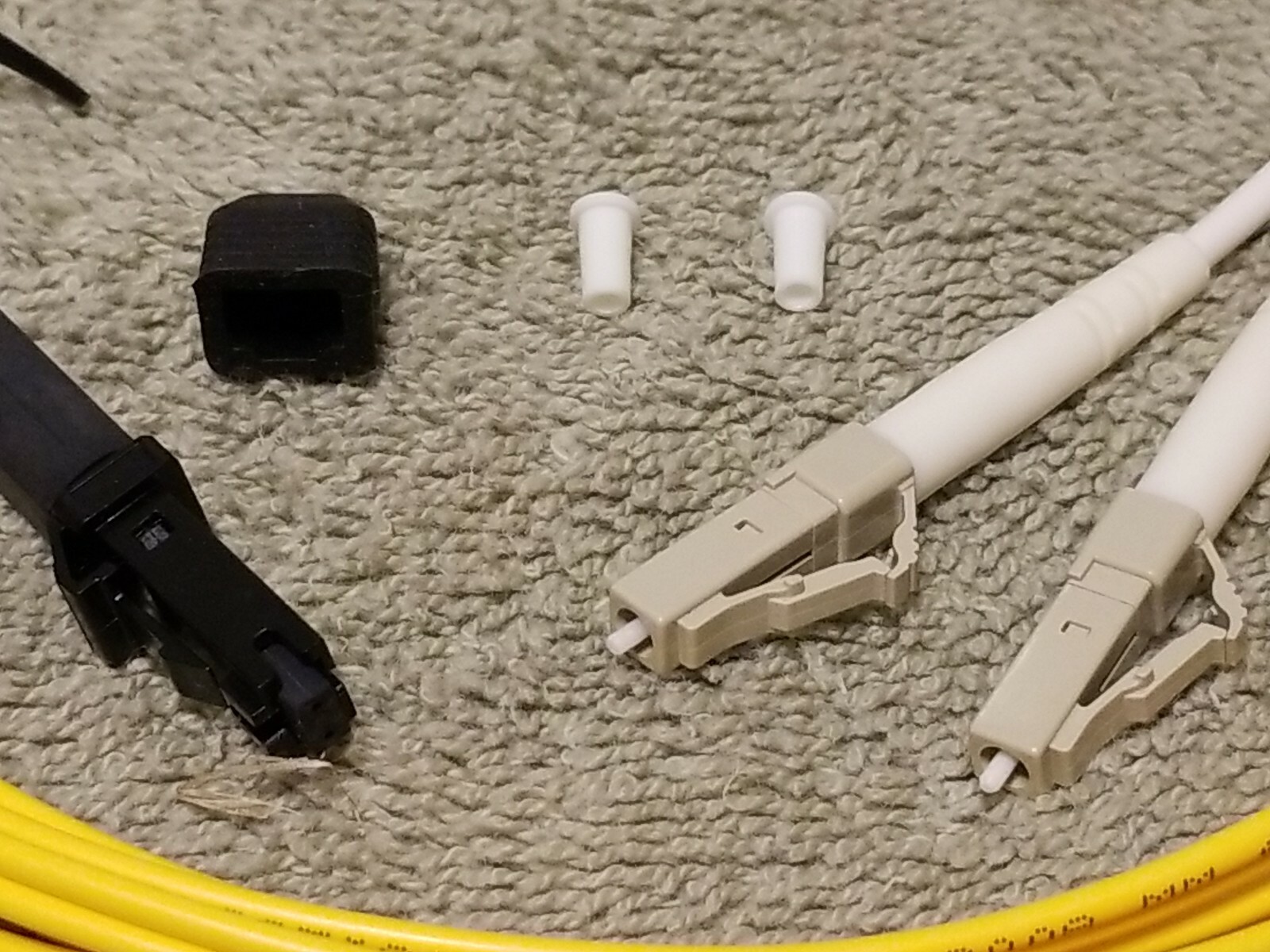 Fiber Optic MTRJ-LC MM 62.5 DUPLEX 2.0mm, 3Mtrs.PVC P/N: ZN-MTRJLC62-003mtr-YE